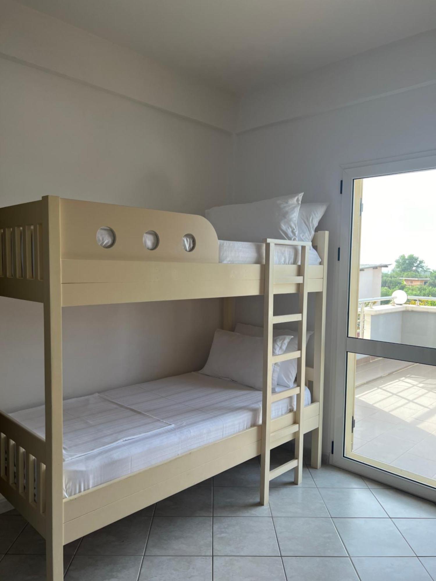 Apartments Rezidenca Sinani 奥里库姆 外观 照片