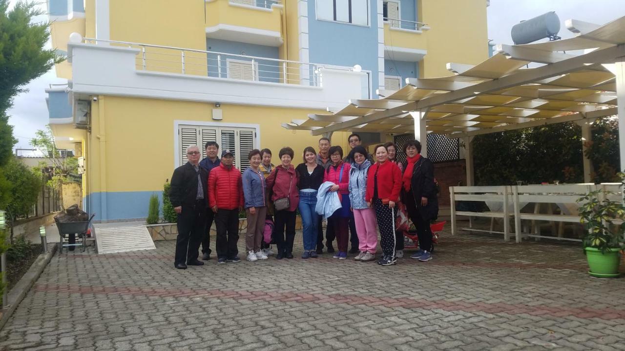 Apartments Rezidenca Sinani 奥里库姆 外观 照片